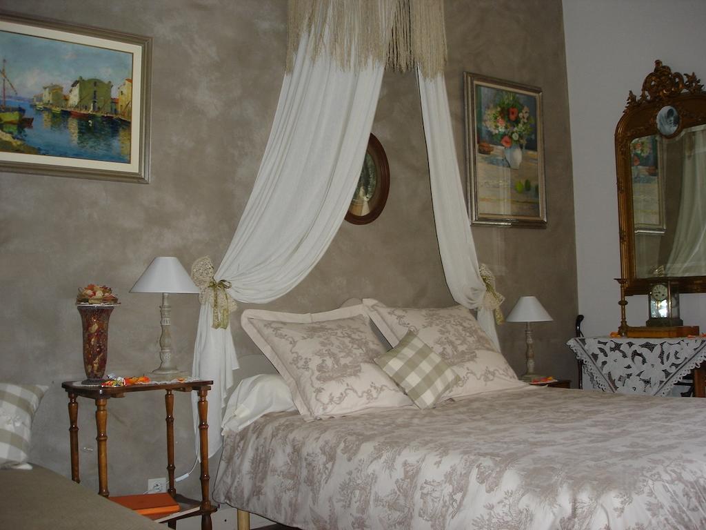 Le Petit Château Tiffauges Quarto foto